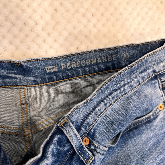 Men’s Levi’s jeans - Picture 2 of 3